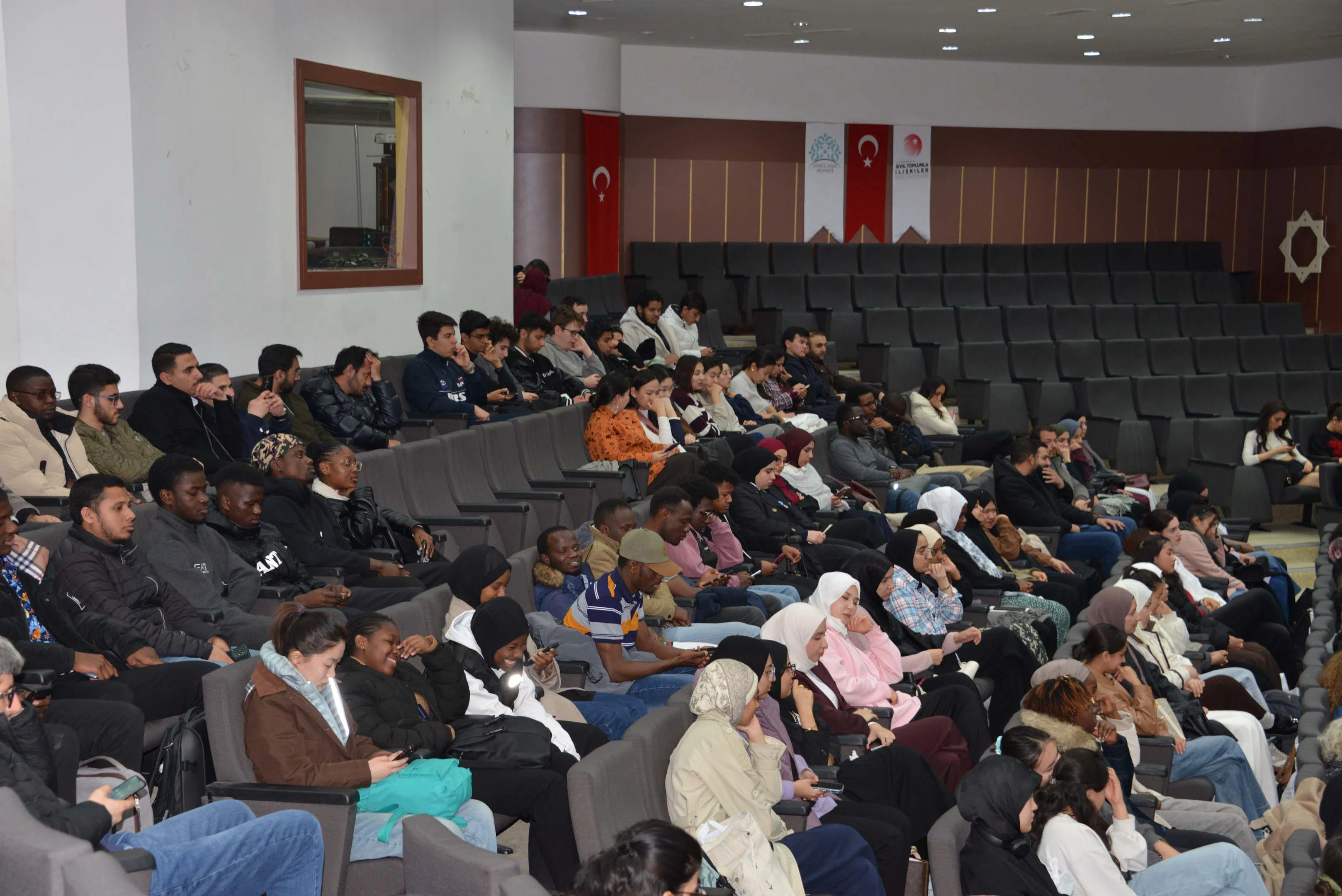 Selçuk Üniversitesi’nde Baharın Müjdesi Nevruz ve Türk Aile Yapısının Kültürel Kökleri’ Konferansı Düzenlendi